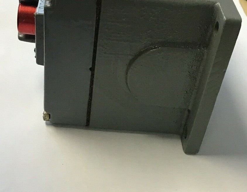 FURNAS 50HA2E2 PUSH BUTTON CONTROL/2 BUTTON 600VAC 6