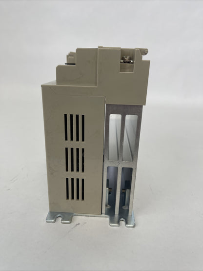 OMRON G3PX-220EUN POWER CONTROLLER LOAD: 100/110VAC 200/220VAC 20A INPUT 5-24VDC1