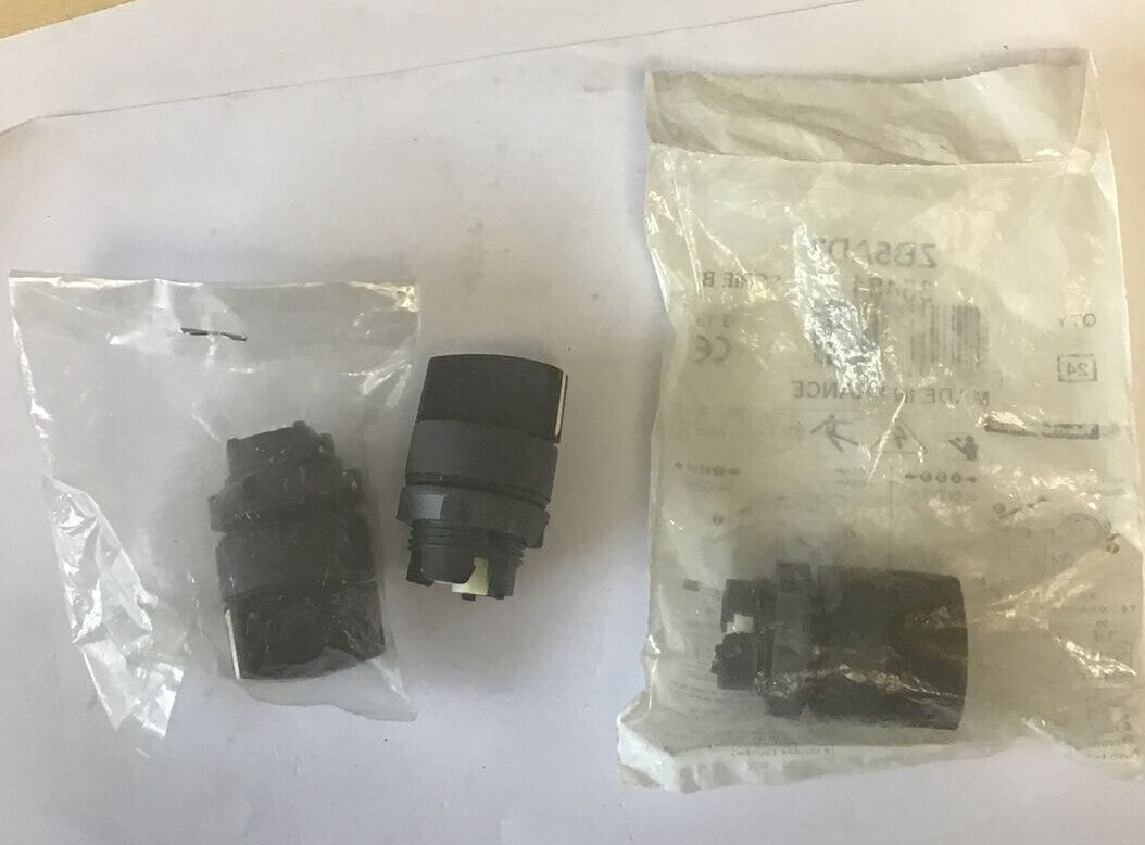 TELEMECANIQUE ZB5AD3 SELECTOR SWITCH SER.B ***LOTOF3***0