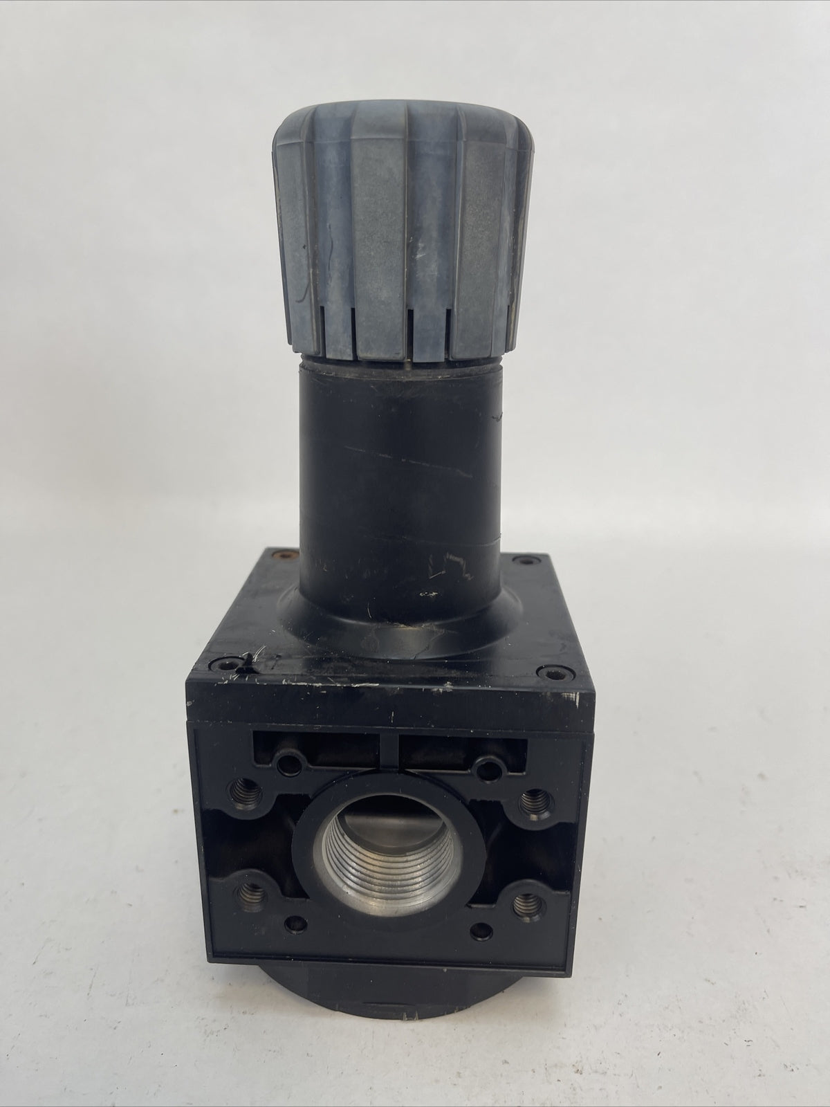PARKER P3NRA9PBNN 1 1/2" REGULATOR 175F 80C 250PSI 17BAR PNEUMATIC 5