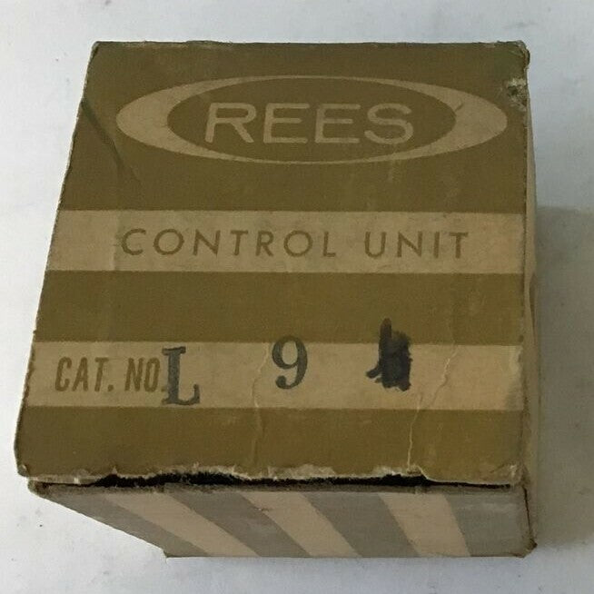  REES L9 BLUE PUSH BUTTON PLASTIC HOUSING1