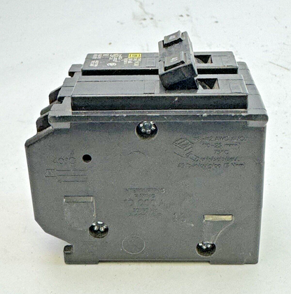 SQUARE D **LOT OF 8** HOM240 - CIRCUIT BREAKERS - 2 POLE/ 40 A/ 240 VAC7