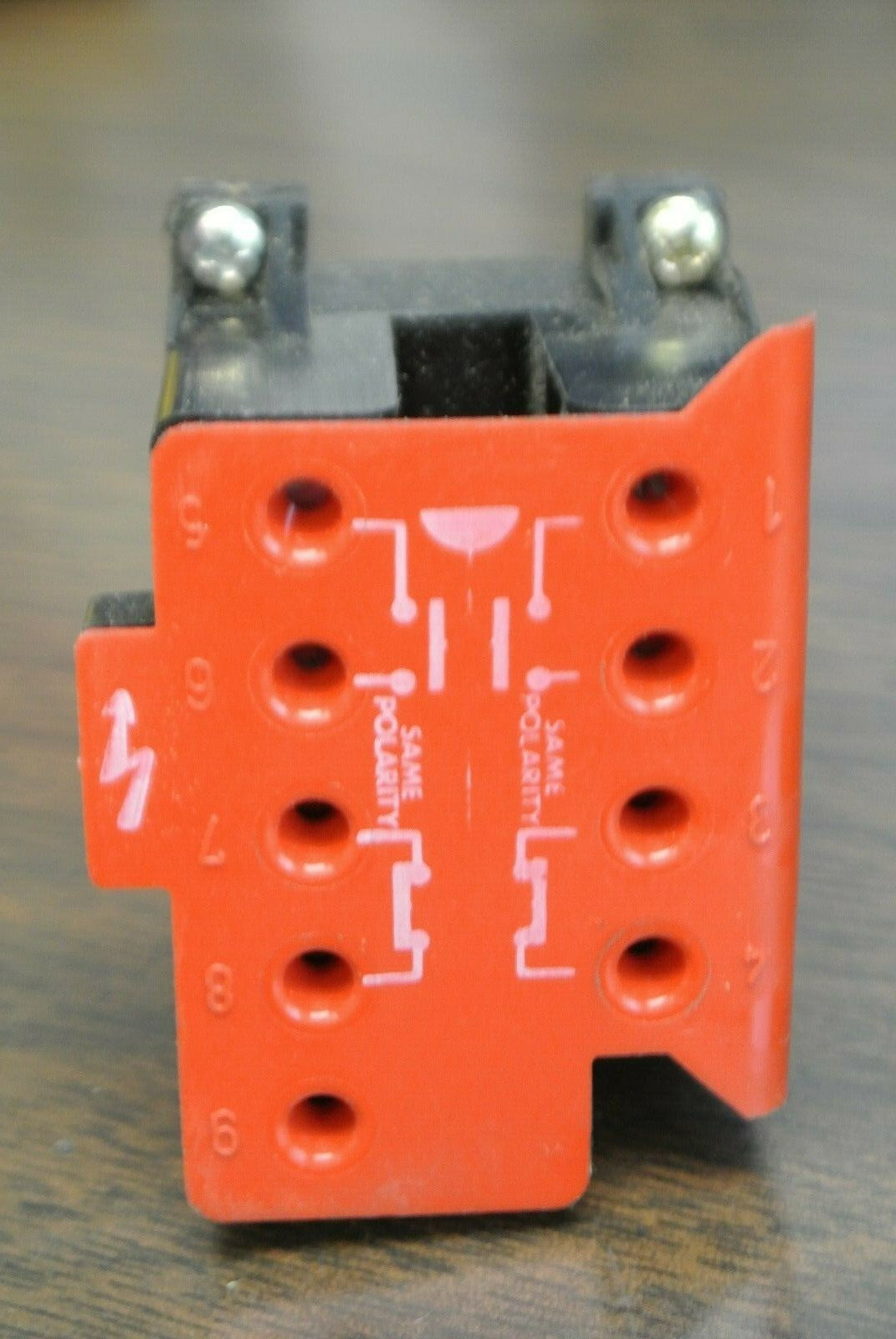 SQUARE D / 9998 PC234 / C65080-047-51 / SNAP SWITCH / NEW SURPLUS2