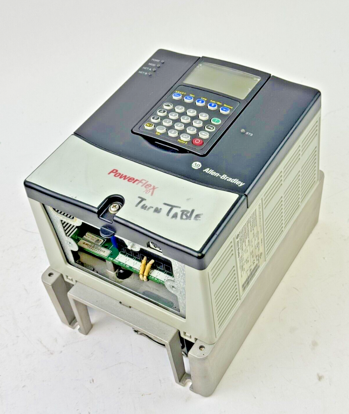 ALLEN-BRADLEY - 20AD8P0A0AYYNNNN SER. A - POWERFLEX 70 -480 VAC/3 PHASE-SEE COND0