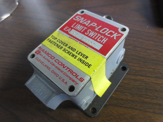 NAMCO EA040-21100 SNAP-LOCK LIMIT SWITCH - NEW SURPLUS0