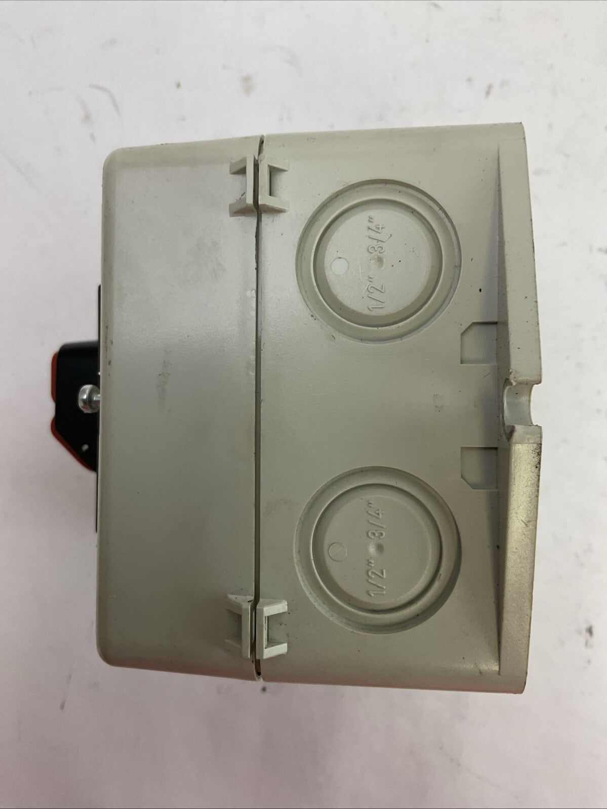 ABB EOT32 DISCONNECT SWITCH 40A 600VAC TYPE 3R, 127