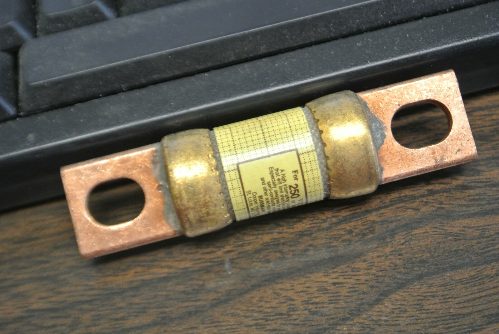 BUSSMANN / TRON KAB40 RECTIFIER FUSE / 250V / 40A / NEW SURPLUS / EACH3