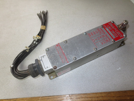 NAMCO EA-SL4CT / EASL4CT SNAP-LOCK LIMIT SWITCH0
