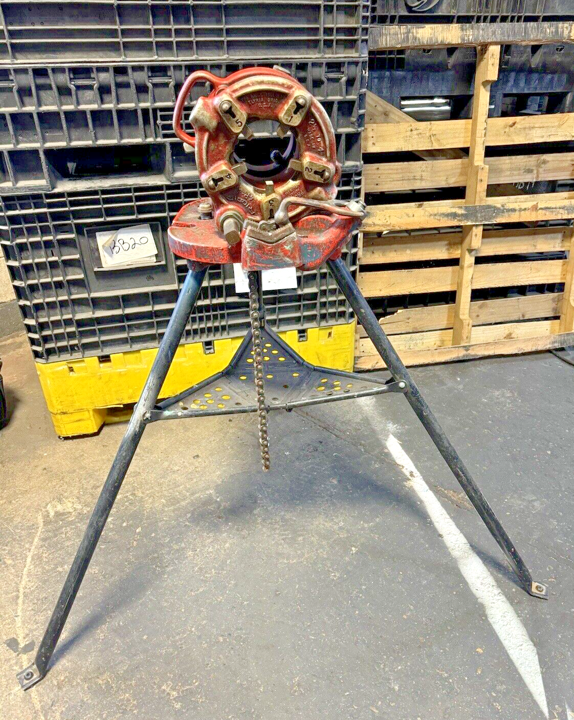 RIDGID - 700-12 - POWER DRIVE PIPE THREADER W/ STAND/BUCKET/DIE HEADS +SEE BELOW2