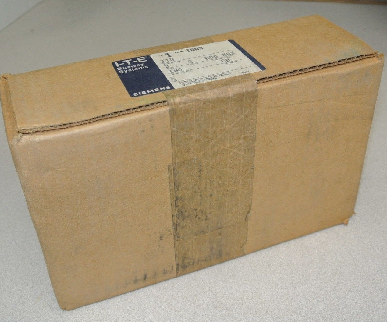 I-T-E IMPERIAL TDH3 - TROL-E-DUCT BUSWAY HANGER / NEW SURPLUS 8