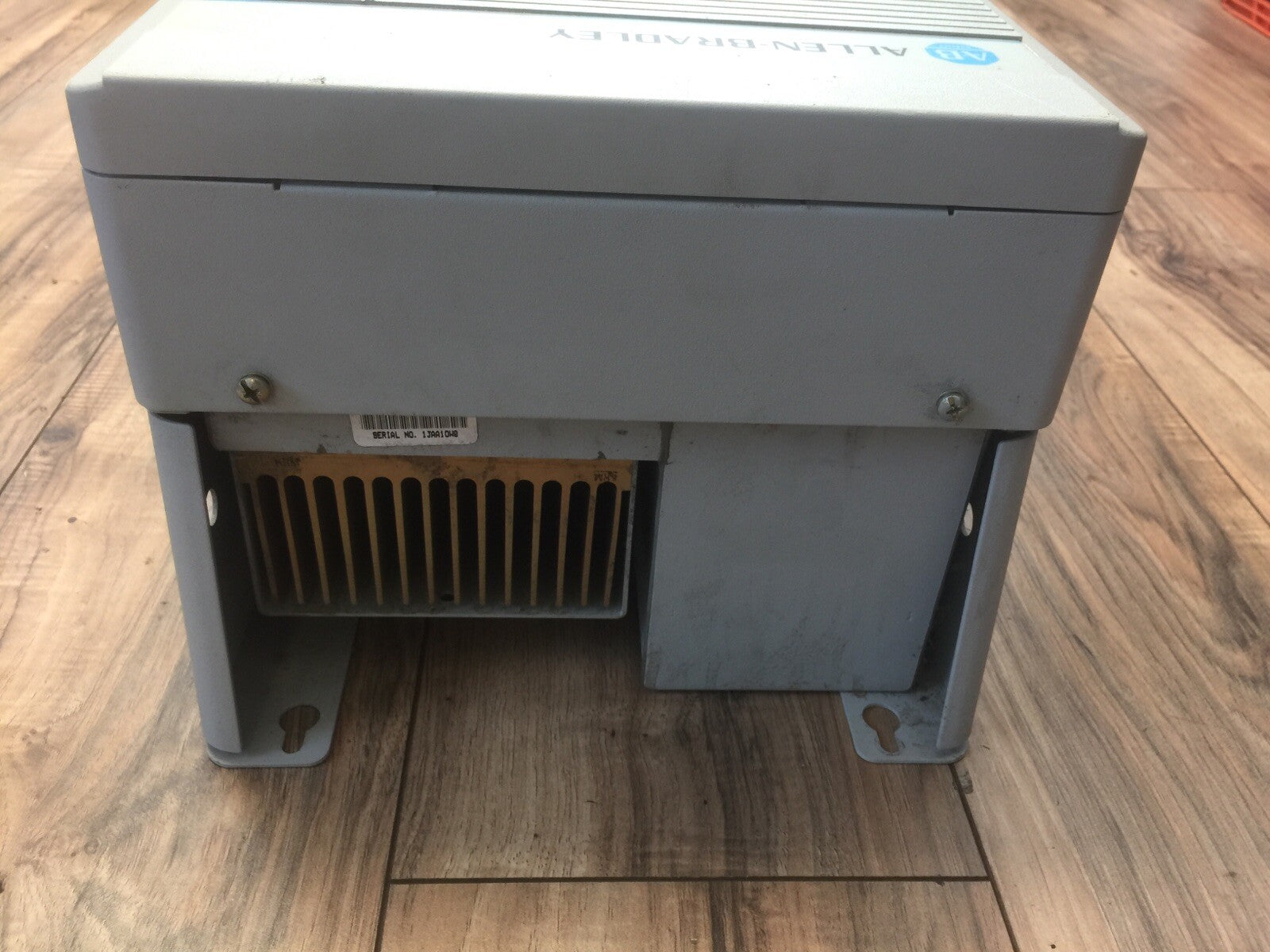 ALLEN BRADLEY 1336S-B020-AA-EN-HAP-L6 AC DRIVE OUTPUT 0-460VAC 31A 3PH 27KVA5