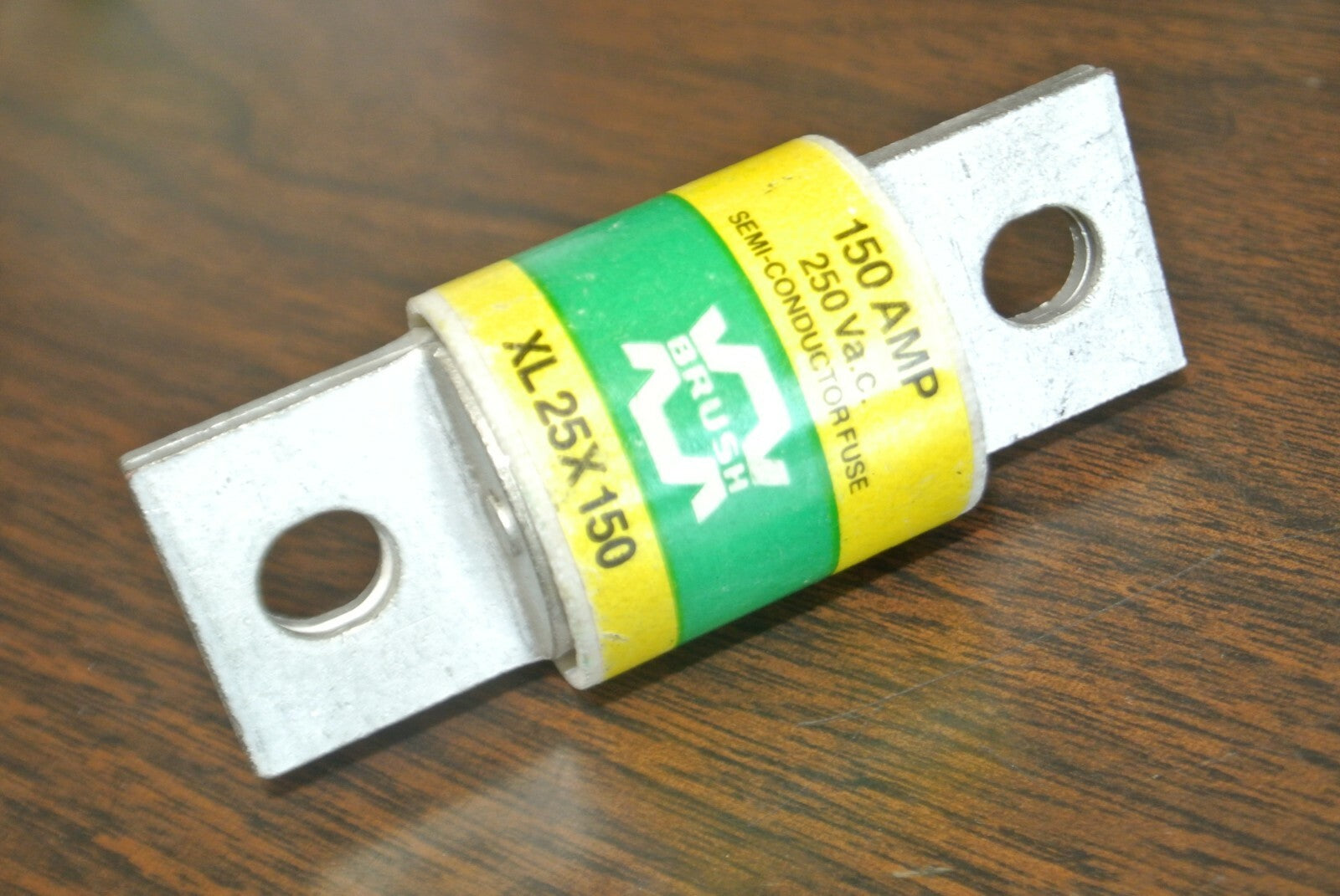BRUSH XL25X150 SEMICONDUCTOR FUSE / 150A / 250V / NEW SURPLUS0