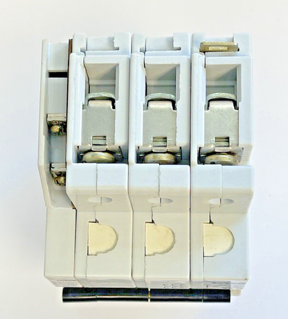 FUJI - CP6 3DU5 -5A MANUAL MOTOR CONTROLLER - 480/277 VAC & CP6 H1U AUX CONTACT8