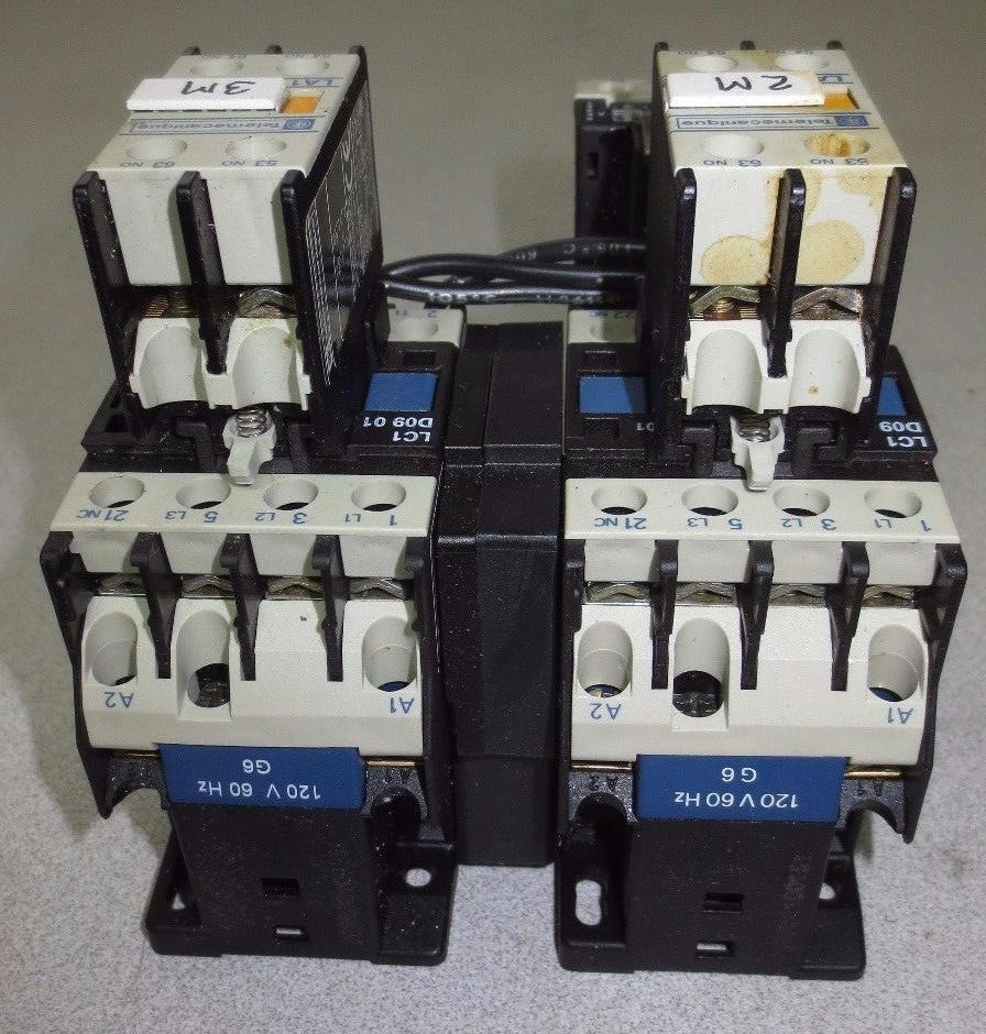 TELEMECANIQUE LC1 D09 1 CONTACTOR (2) + LA1 DN 20 (2) + LR2 D13 TIMER0