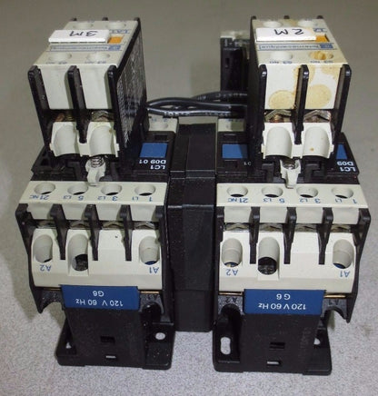 TELEMECANIQUE LC1 D09 1 CONTACTOR (2) + LA1 DN 20 (2) + LR2 D13 TIMER0