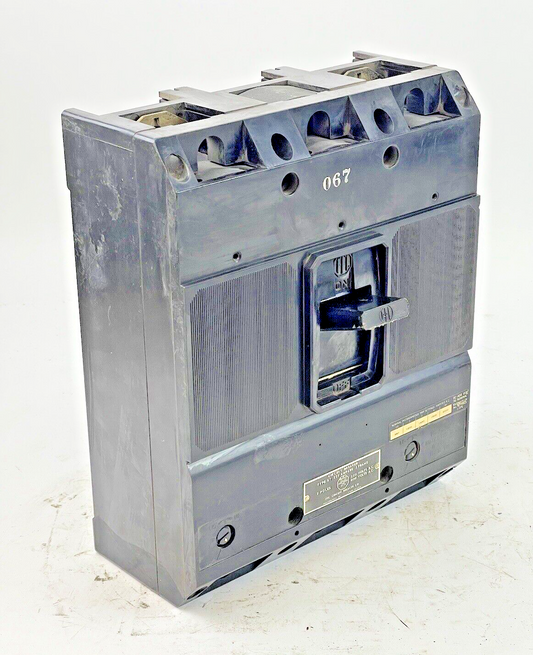 ITE - ET5907 - CIRCUIT BREAKER -TYPE ET, 225 AMP, 2 POLE, 600 VAC0