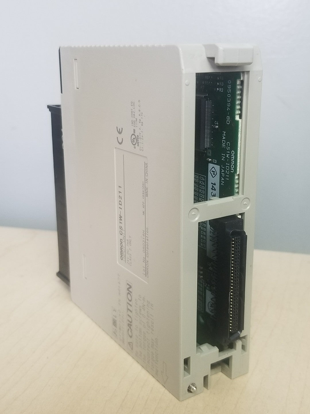 OMRON CS1W-ID211 INPUT UNIT MODULE, 24VDC 7mA CLASS 2 ONLY1