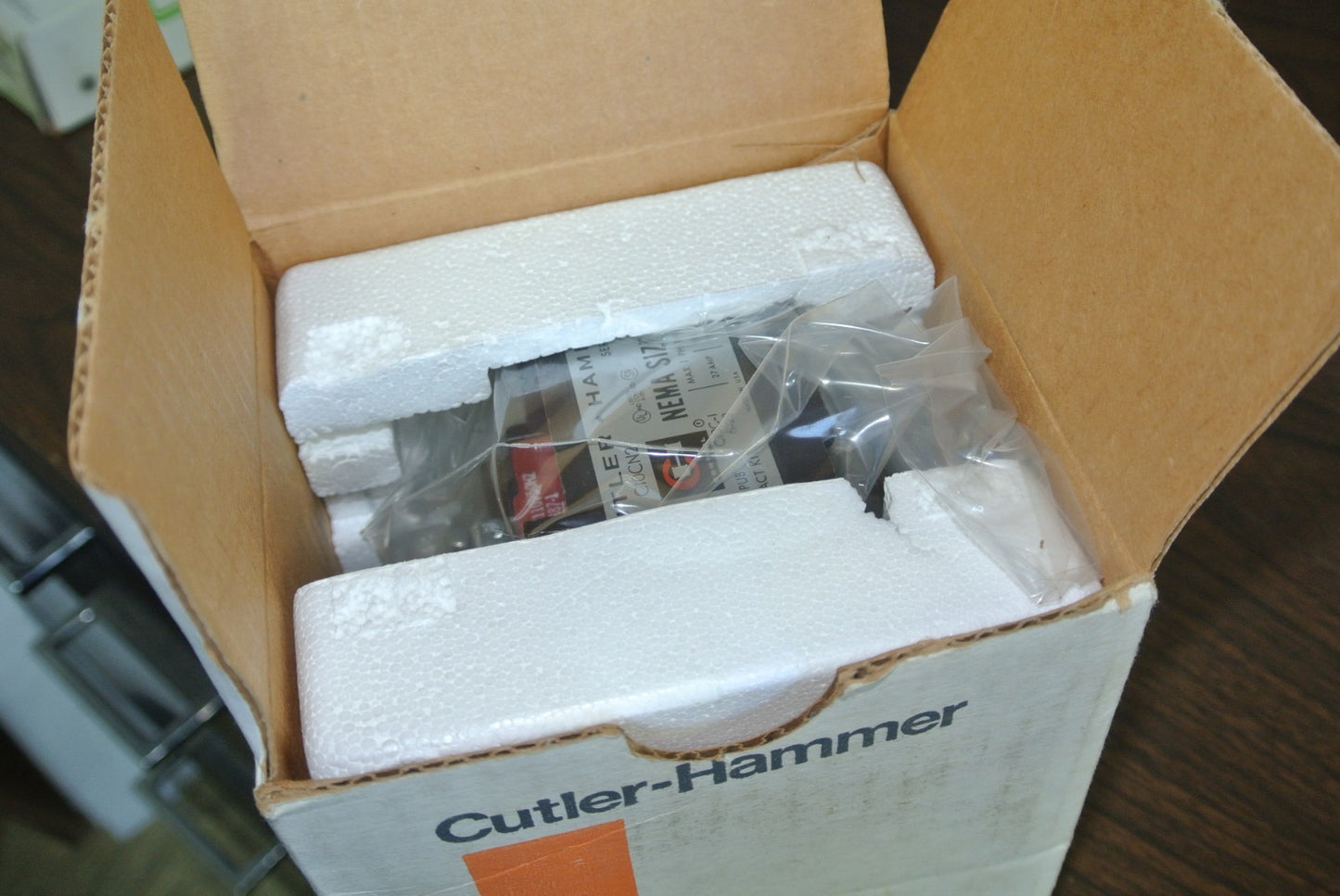 CUTLER-HAMMER C10CN2A MAGNETIC CONTACTOR 120V COIL SIZE 1 -  2P NEW SURPLUS8