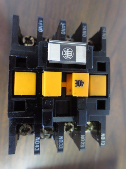 TELEMECANIQUE CA2-DN240 RELAY - 10A 4-POLE 24VDC COIL 4N/O CONTACTS0