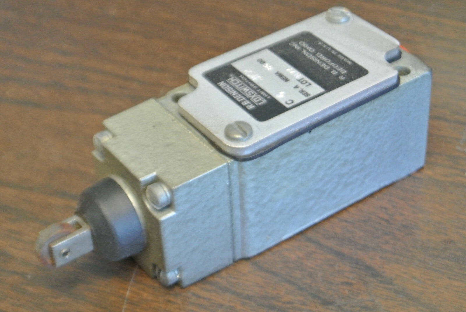GOULD / R.B. DENISON / C4-JK2 LIMIT SWITCH / NEW SURPLUS / C4JK20