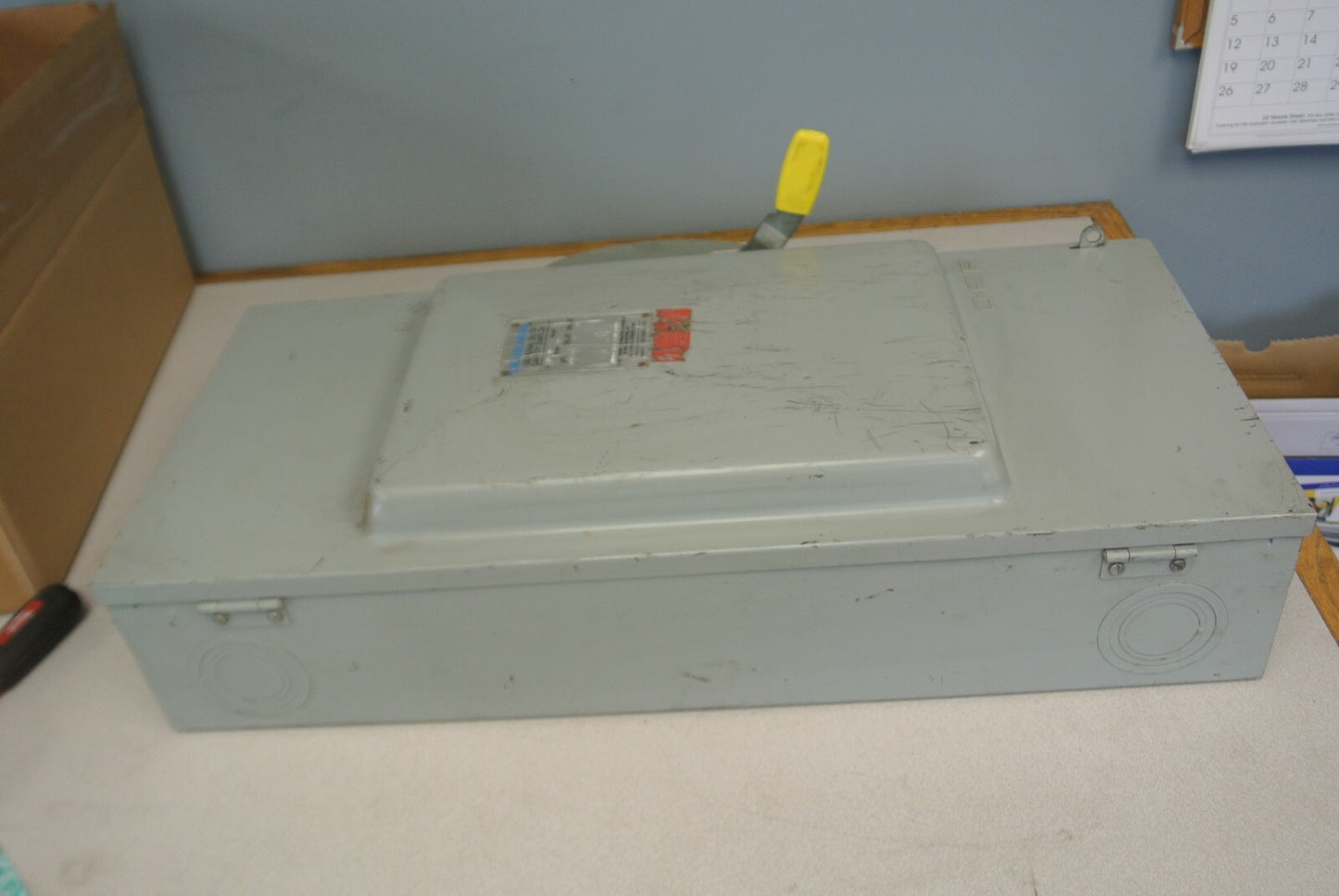 CROUSE-HINDS GH424N GENERAL DUTY FUSIBLE SAFETY SWITCH / 240V / 200A / 60HP MAX3