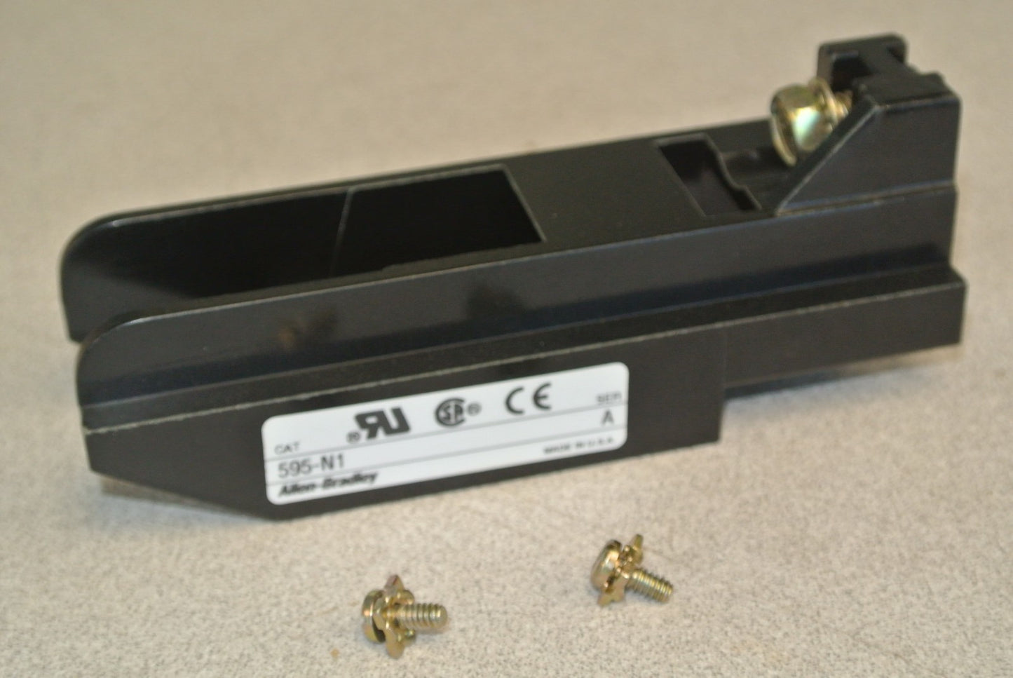 ALLEN-BRADLEY 595-N1 AUXILIARY CONTACT ADAPTER KIT / 200A & 400A DISCONN. SWITCH0