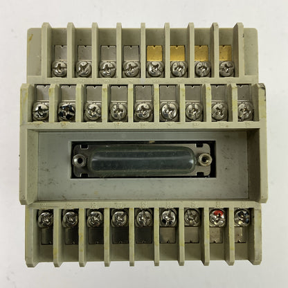 KEYENCE RD-50R ANALOG SENSOR CONTROLLER 24VDC5