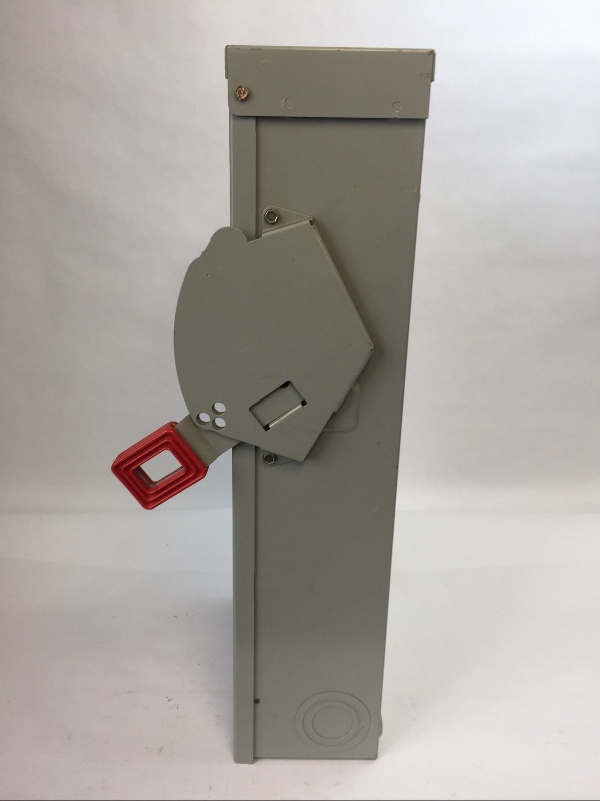 GE TH3223R FUSIBEL SAFETY SWITCH TYPE 3R MODEL 10 100A 240VAC 250VDC 2P TYPE 3R2