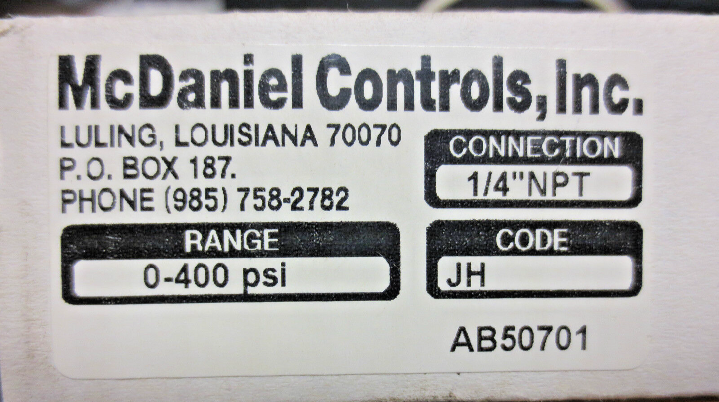 McDANIEL CODE JH 0-400 psi GAUGE 2-1/2" DIAL 1/4" NPT1