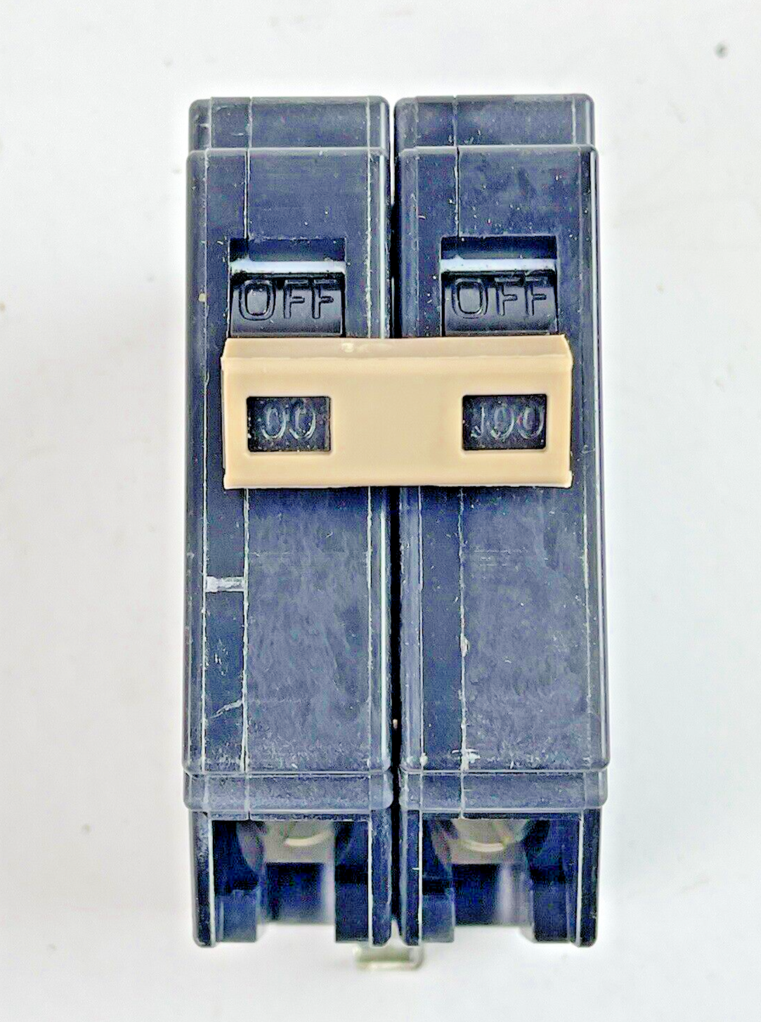 CUTLER-HAMMER *BOX OF 6* - CH2100 - 100A, 2 POLE, 120/240 VAC CIRCUIT BREAKERS3