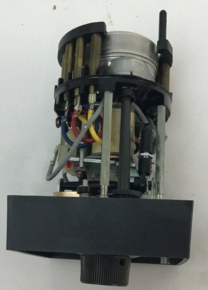 ATC 305E029A20PX ELECTROMECHANICAL TIMER 120VAC/60HZ 2