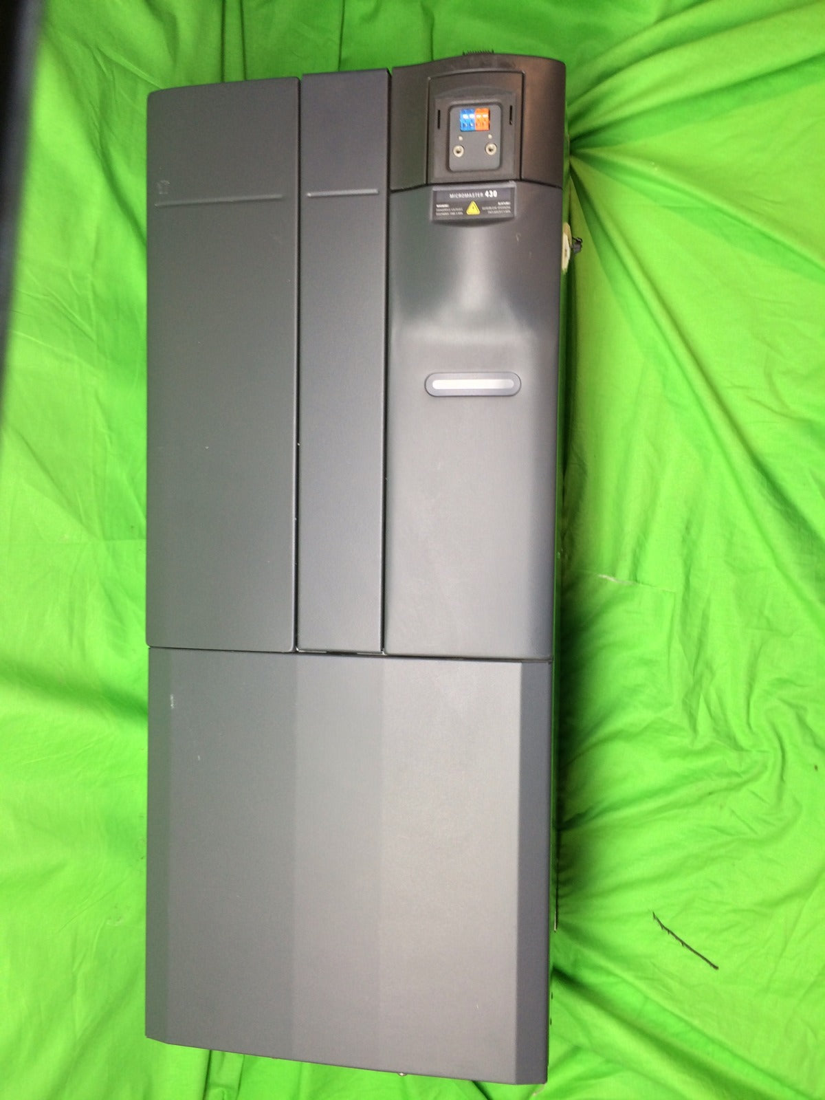 SIEMENS MICROMASTER 430 DRIVE 6SE6430-2UD38-8FA0, 120HP/90kW, 380-480V0