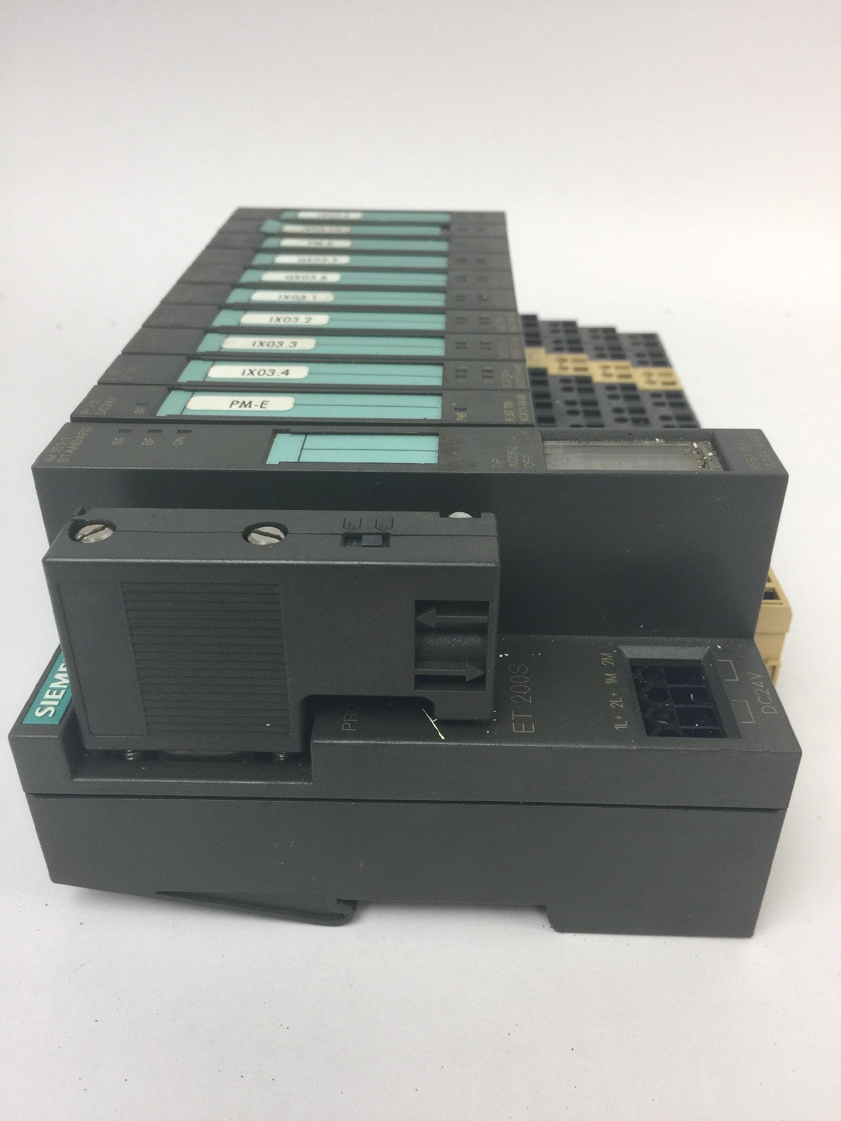 SIEMENS 1P 6ES7 151-1AA04-0AB0, 138-4CA01-0AA0, 131-4BD01-0AA0, 132-4BD31-0AA04