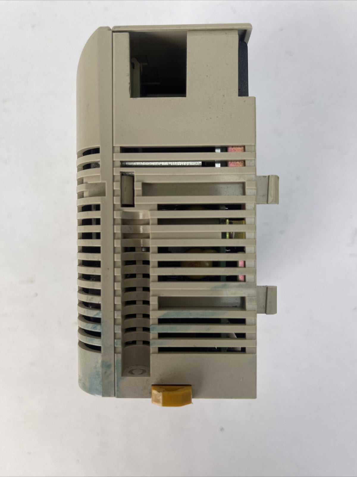 OMRON CQM1-PA203 POWER SUPPLY UNIT OUTPUT 5VDC 3.6A SOURCE 100-240VAC 60VA 3