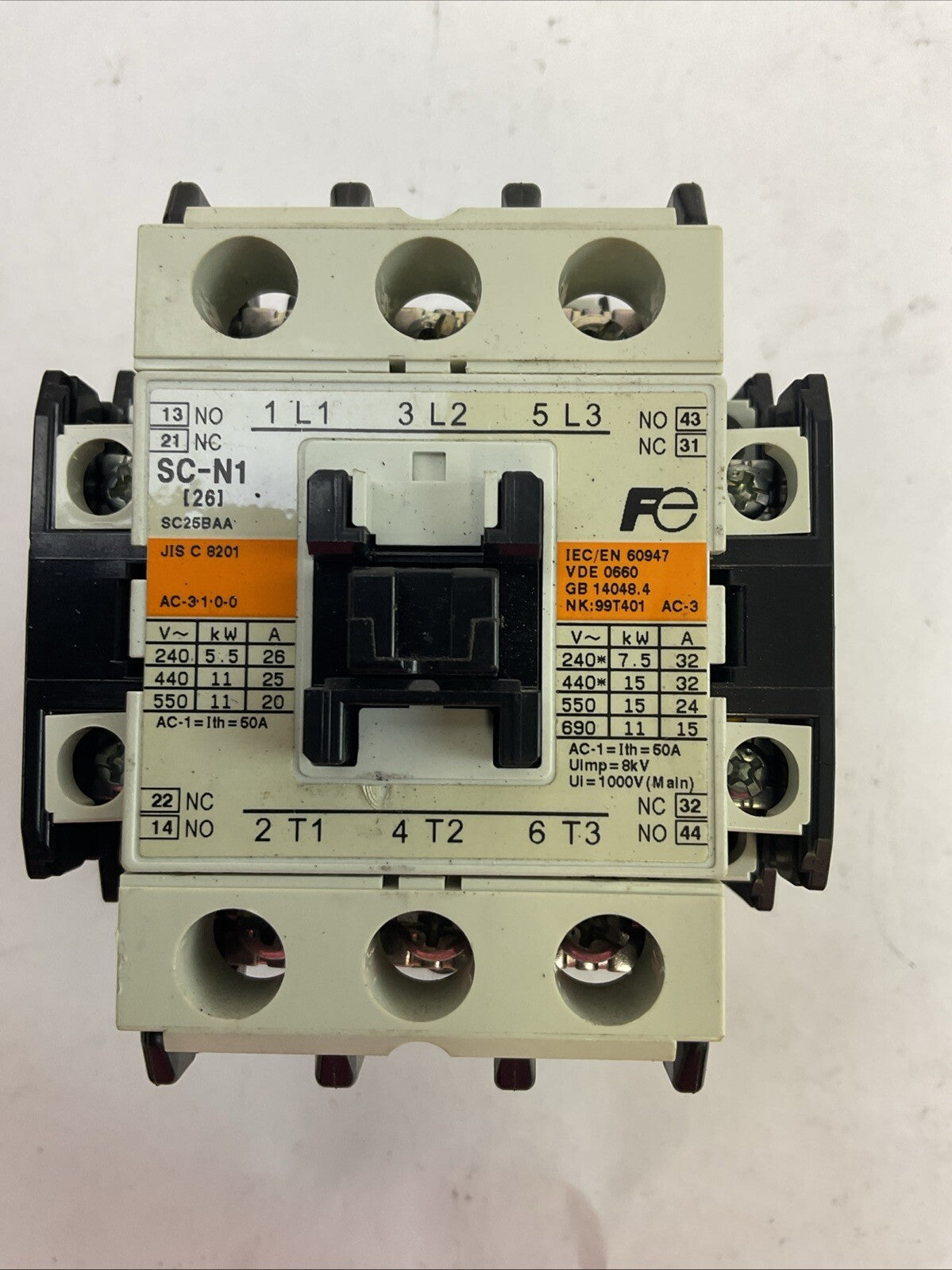 FUJI SC-N1 SC25BAA CONTACTOR 3NC0T 600VAC 3PH 25HP COIL 220-240V 60HZ0
