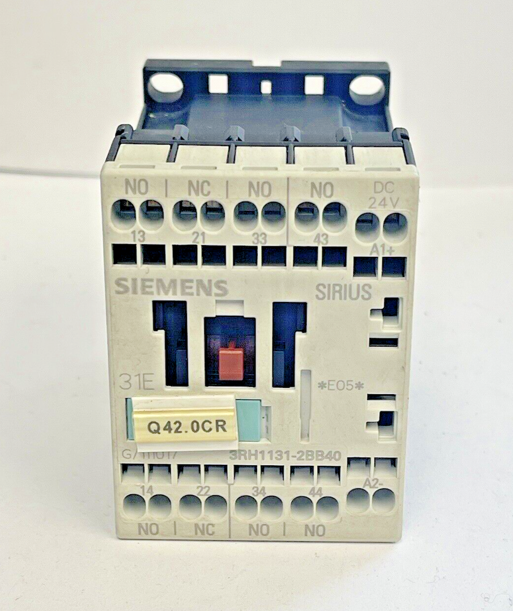 SIEMENS - 3RH1131-2BB40 - CONTROL RELAY - 10 A, 240 VAC, AUXILIARY CONTACT1