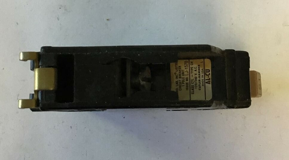 CUTLER HAMMER CHB115 CIRCUIT BREAKER 15A 120/240VAC CL CTL CLIP ON ***LOTOF5***2