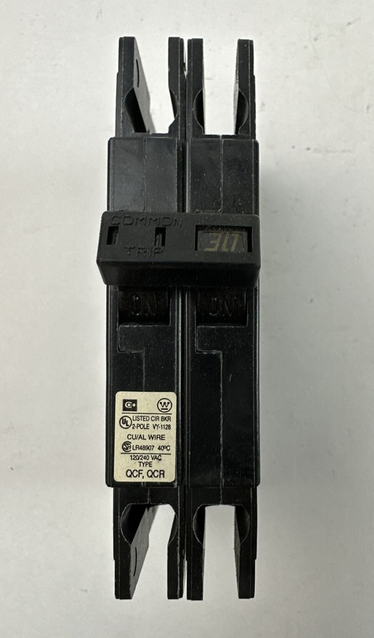 CUTLER HAMMER QCR2030T CIRCUIT BREAKER 120/240VAC 30AMP 2POLE0
