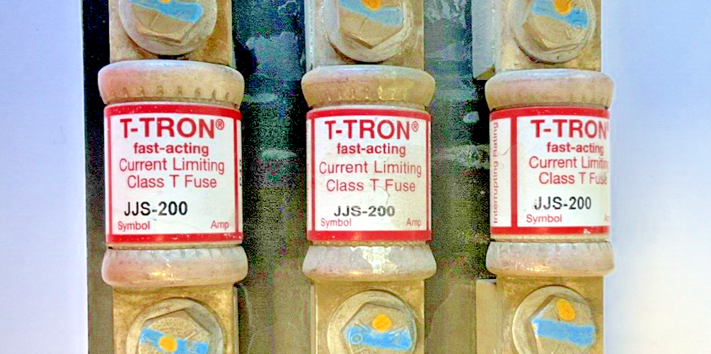 MARATHON 6T200A3B FUSE HOLDER 200A 600V W/ JJS-200 T-TRON FUSES1