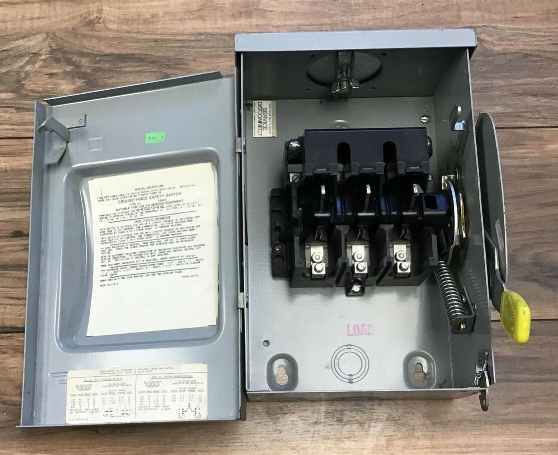 CROUSE-HINDS HU361AW HEAVY DUTY SAFETY SWITCH 30A 600VAC 3 POLES MODEL 44