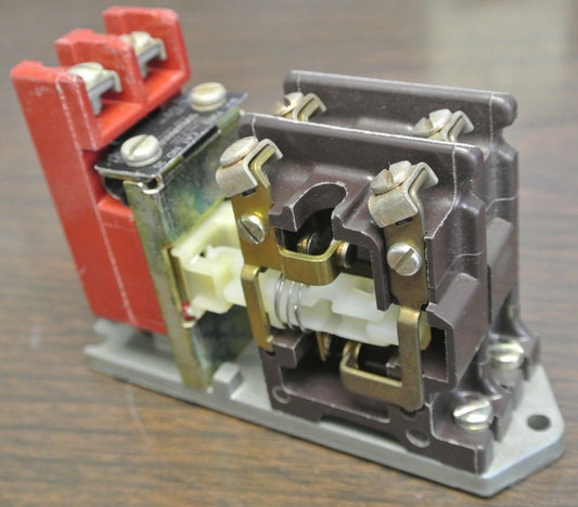 SYLVANIA 7303 3S2W-76 TYPE PM SLIM JIM RELAY/ / 110/120V / NEW SURPLUS / 3S0