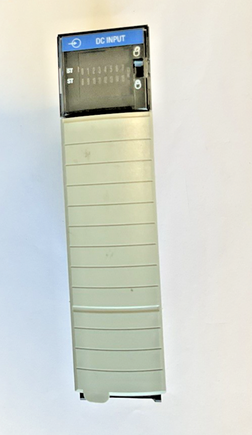 ALLEN BRADLEY 1756-IB16I INPUIT MODULE FW:3.004 SER.A 24VDC0