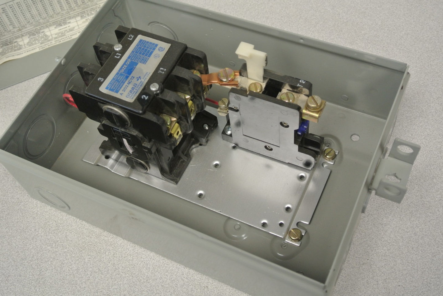 I-T-E A202AC121 / MOTOR CONTROL AC STARTER / SIZE 00 / 110120V / NEW SURPLUS5