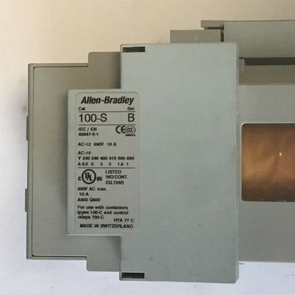 ALLEN BRADLEY 100-C30Z*00 CONTACTOR SER.C 600VAC 55A W/100-S & 100-FSD250 4