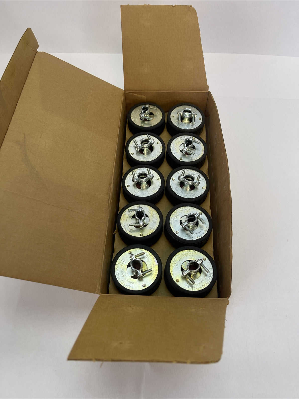 HUBBELL 9968-G CONNECTOR BODIES 4WIRE GROUNDED W/ CORD GRIP 600VAC (BOX OF 10)1