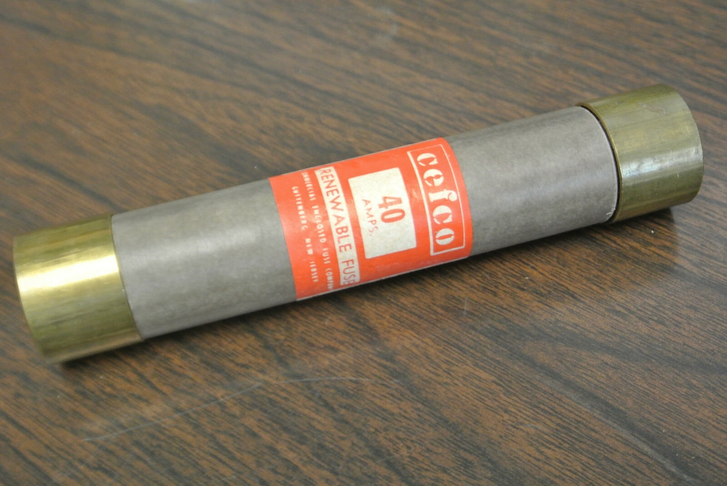 BOX of 10 / CEFCO R40 TIME LAG RENEWABLE FUSE / 40A / 600V / NEW SURPLUS1