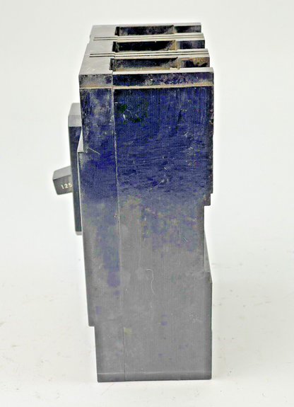 ITE/ SIEMENS - EQ-9470 - CIRCUIT BREAKER - 3 POLE, 240 VAC, 125 A4