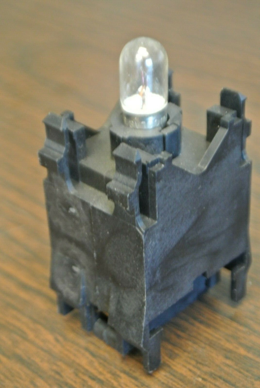 CUTLER-HAMMER E22TL1 TRANSFORMER UNIT 120V / 6.3V, 150mA / NEW SURPLUS2