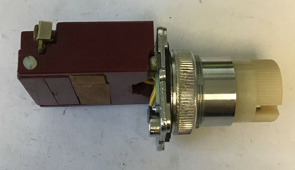  REES 4300-979 SELECTOR KNOB 949-6550 WHITE KNOB MISSING CAP SCREWS***LOTOF3***3