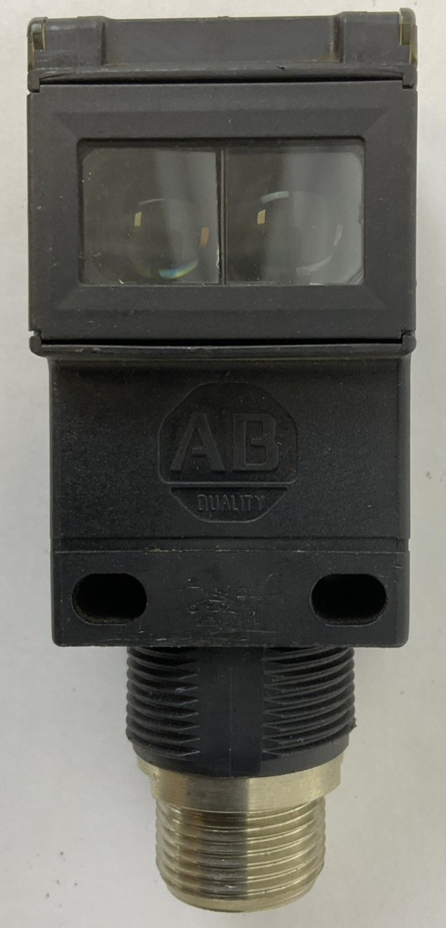 ALLEN BRADLEY 42GRU-9202-QD SER A PHOTOSWITCH ONLY2